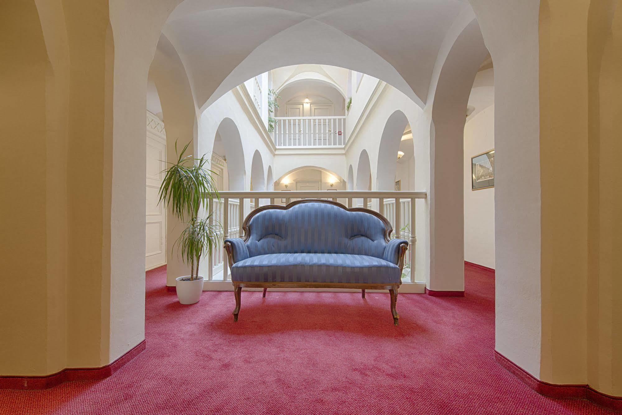 Hotel Embassy Karlovy Vary Exterior foto